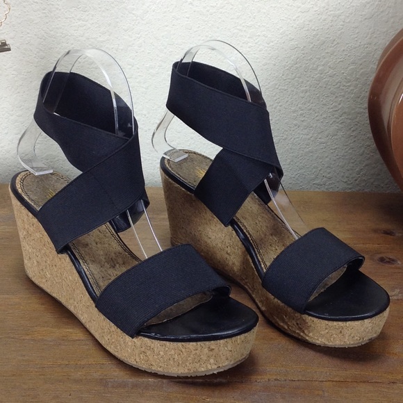 volatile black wedges